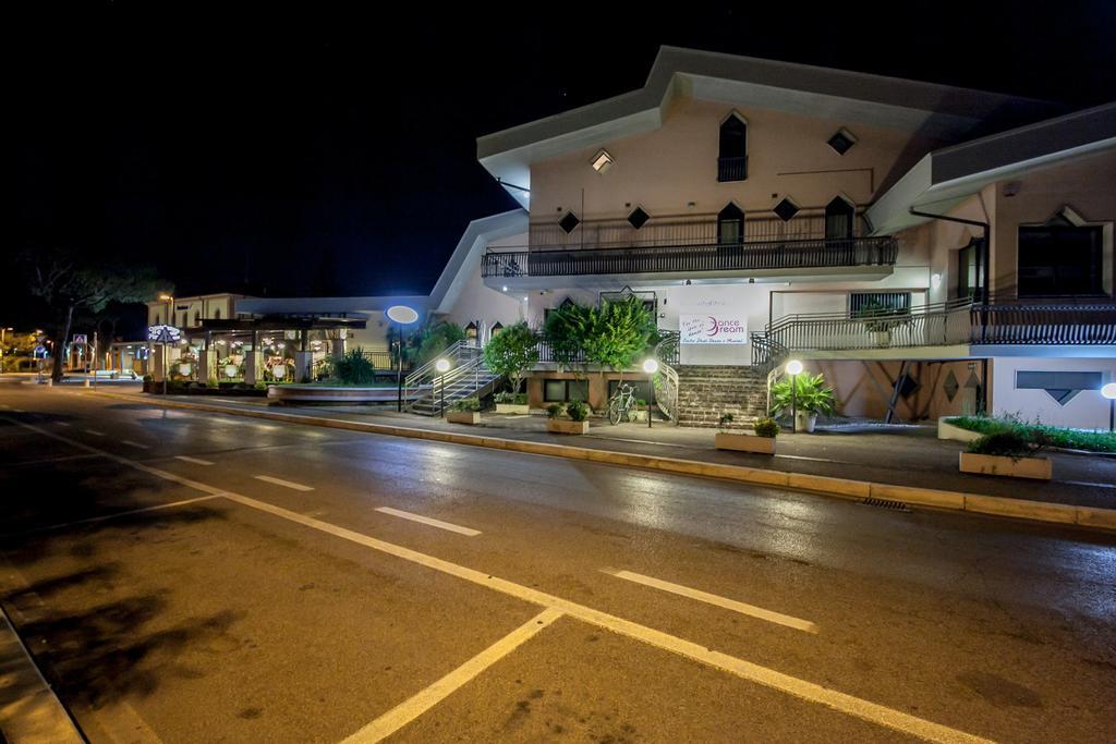 ลัปโปรโด โฮเทล Hotel เชเซนาติโก ภายนอก รูปภาพ