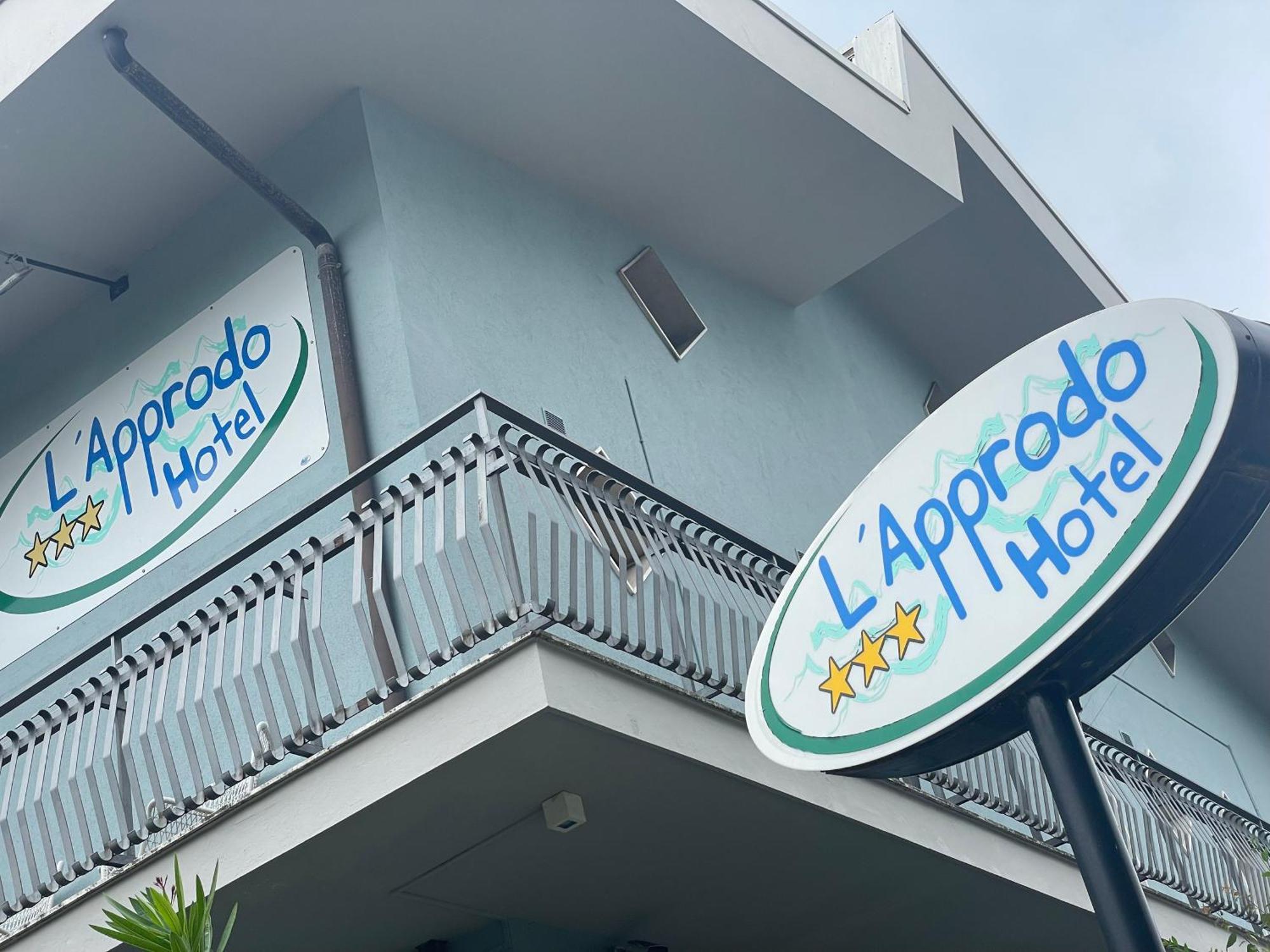 ลัปโปรโด โฮเทล Hotel เชเซนาติโก ภายนอก รูปภาพ